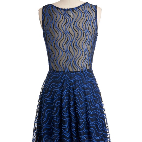 Modcloth's Topo the Charts Dress - Picture 2 of 5
